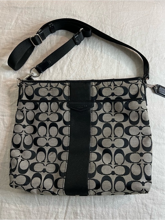 Coach Handbags - Coach Black and Khaki Signature Canvas Crossbody